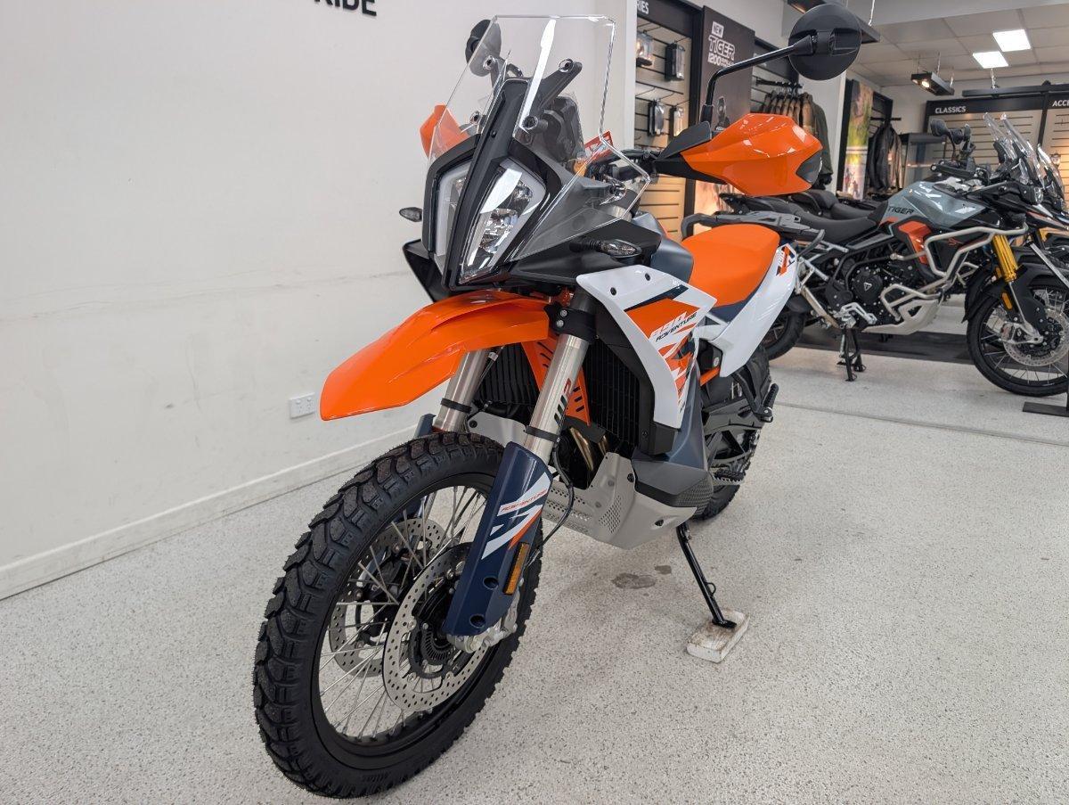 2025 KTM 890 ADVENTURE R DUAL SPORTS