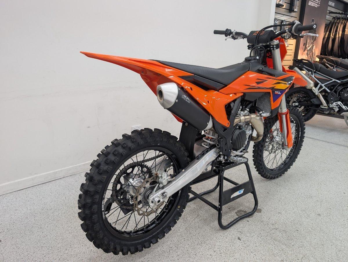 2026 KTM 450 SX-F MOTOCROSS