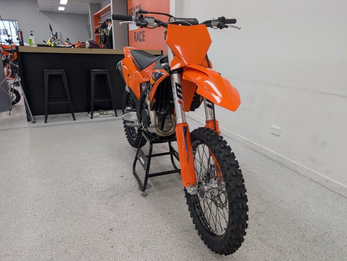 2026 KTM 450 SX-F MOTOCROSS