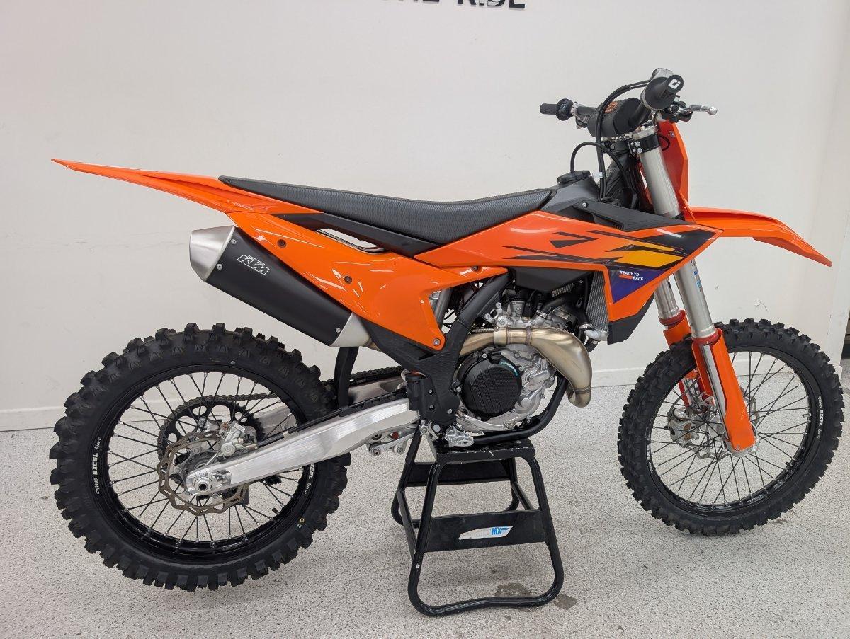 2026 KTM 450 SX-F MOTOCROSS