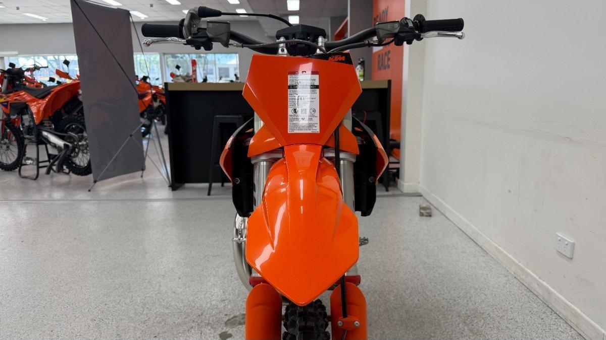 2026 KTM 85 SX (19/16) MINIBIKE