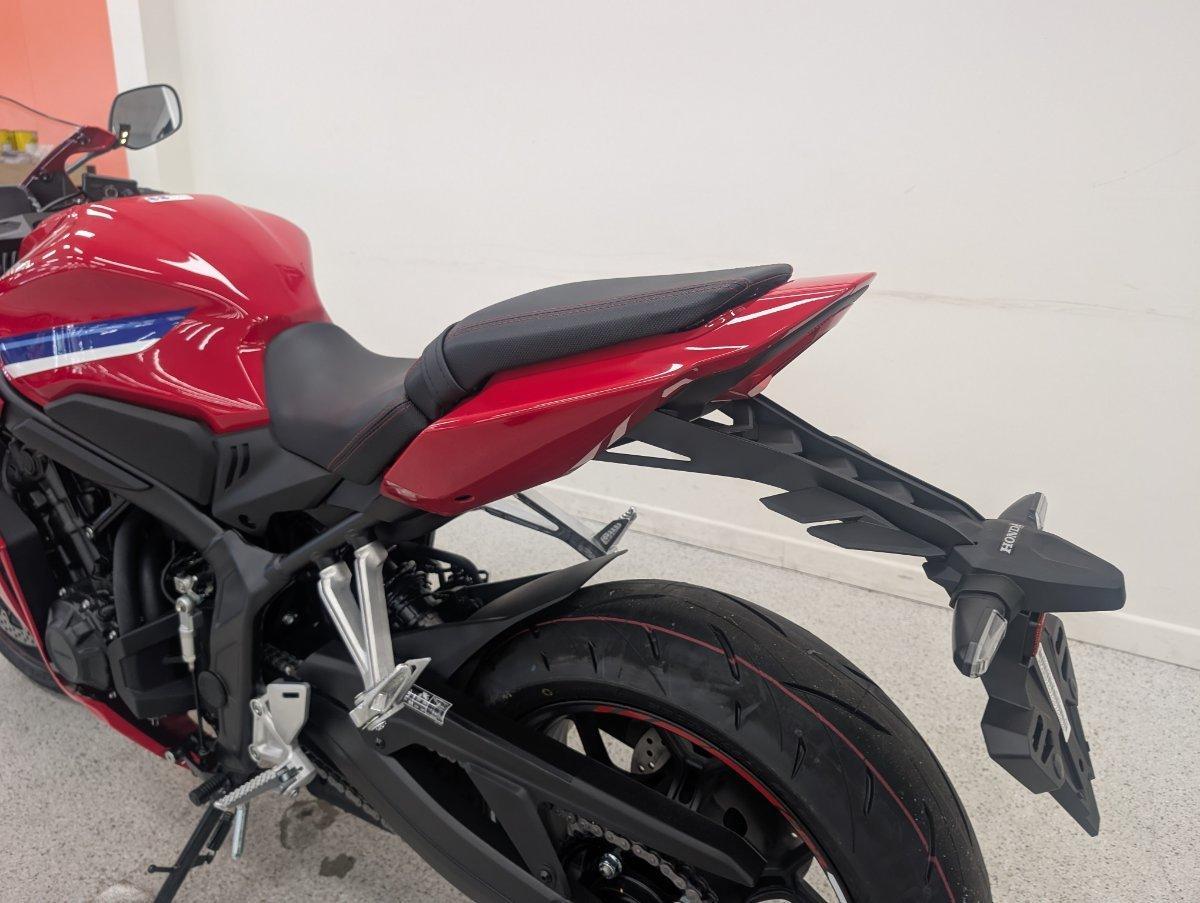 2026 HONDA CBR650R E-CLUTCH SPORTS