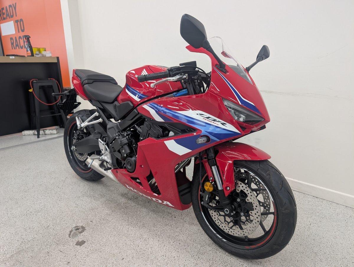 2026 HONDA CBR650R E-CLUTCH SPORTS