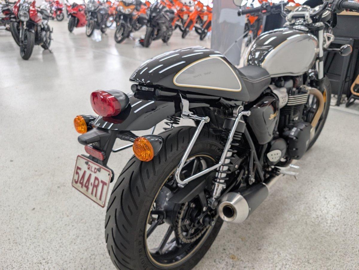 2018 TRIUMPH STREET CUP ROAD