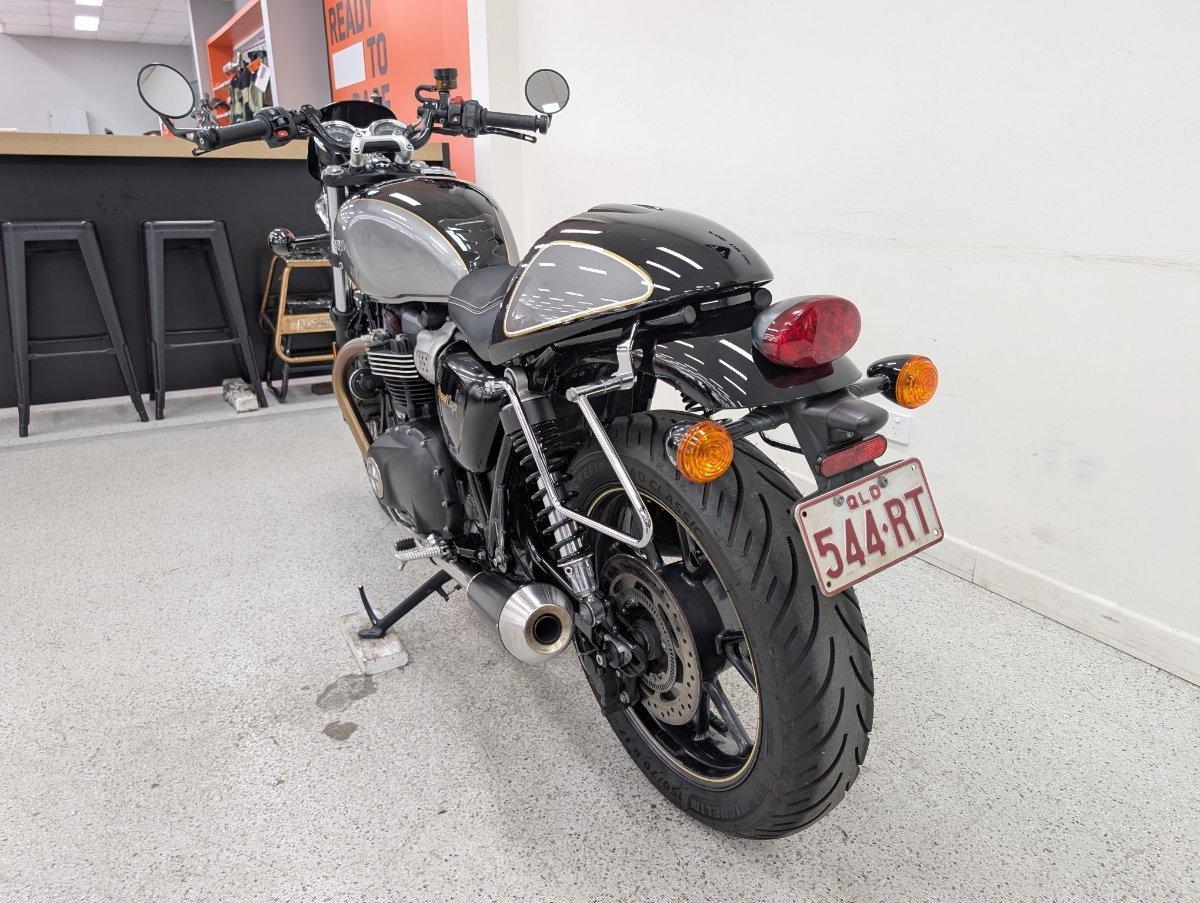 2018 TRIUMPH STREET CUP ROAD