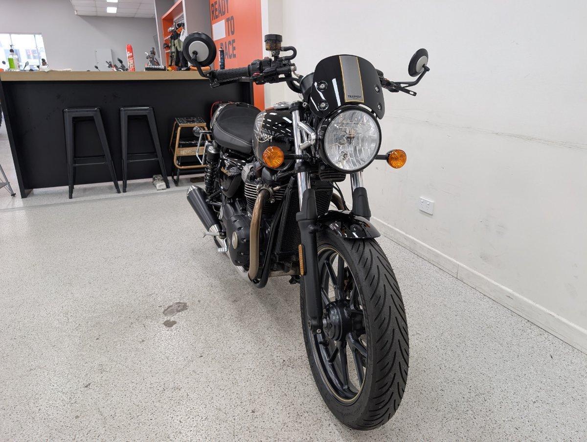 2018 TRIUMPH STREET CUP ROAD