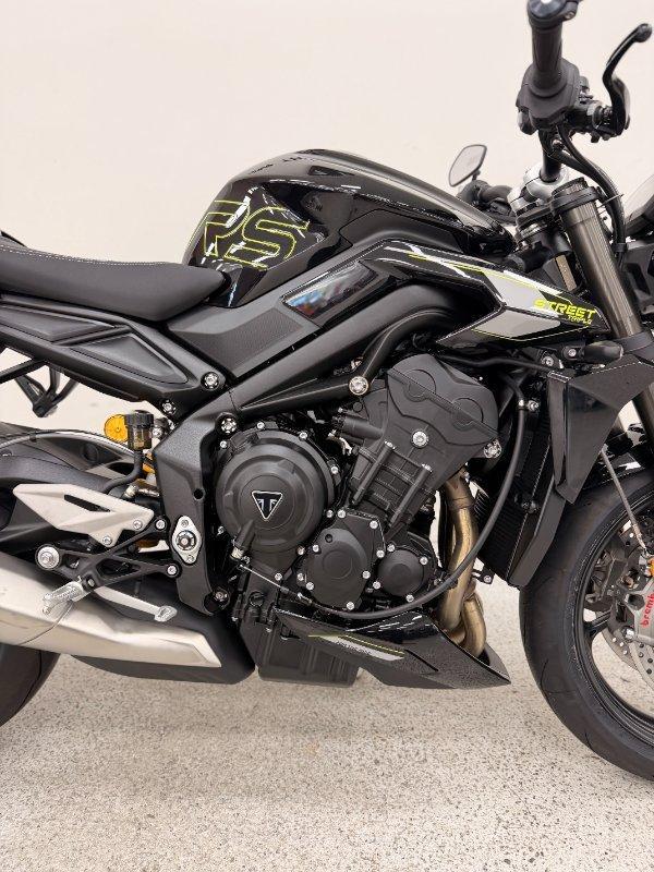 2026 TRIUMPH STREET TRIPLE RS ROAD