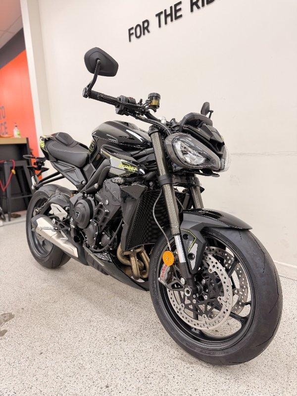2026 TRIUMPH STREET TRIPLE RS ROAD