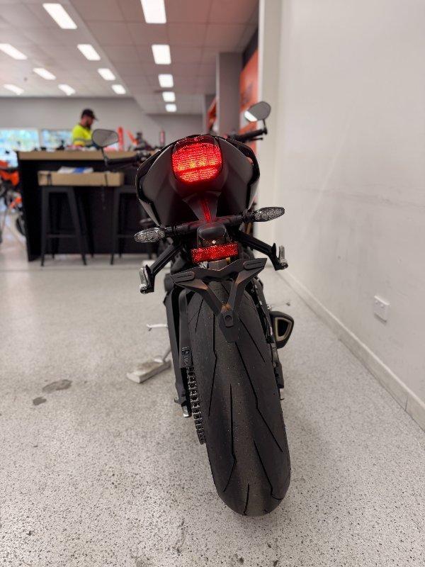 2026 TRIUMPH STREET TRIPLE RS ROAD