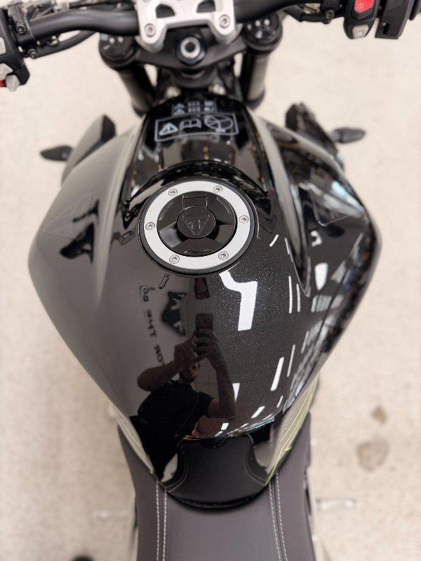 2026 TRIUMPH STREET TRIPLE RS ROAD