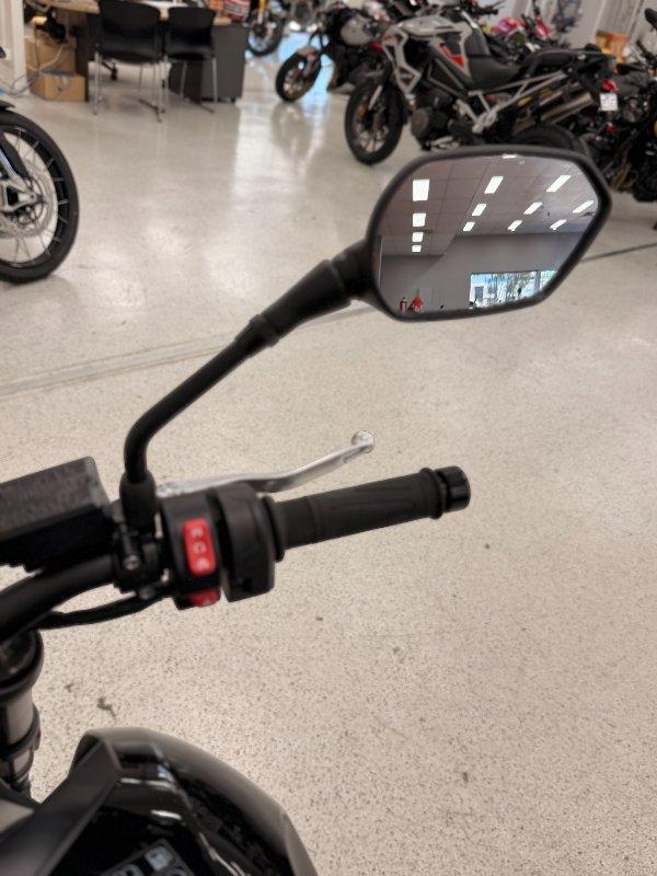2026 TRIUMPH TRIDENT 800 ROAD