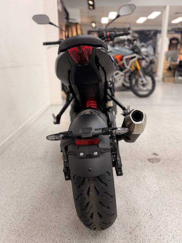 2026 TRIUMPH TRIDENT 800 ROAD