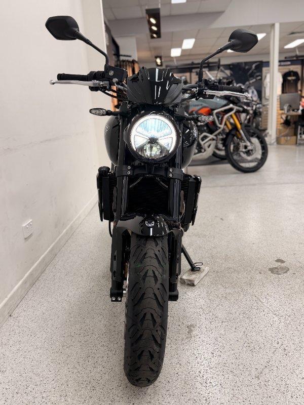 2026 TRIUMPH TRIDENT 800 ROAD