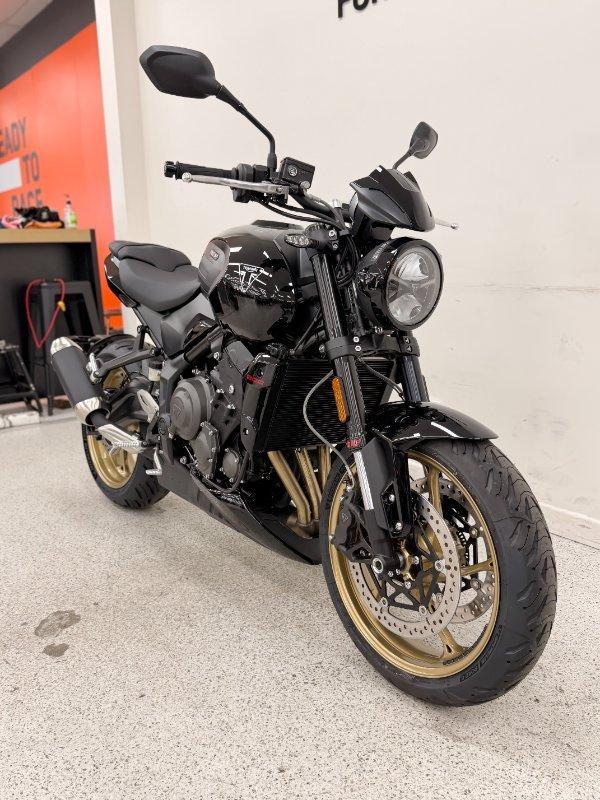 2026 TRIUMPH TRIDENT 800 ROAD