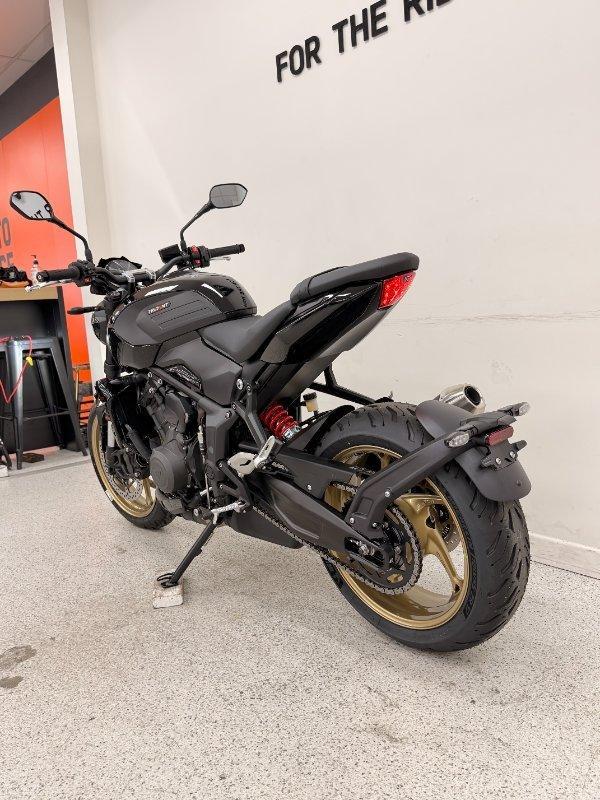 2026 TRIUMPH TRIDENT 800 ROAD