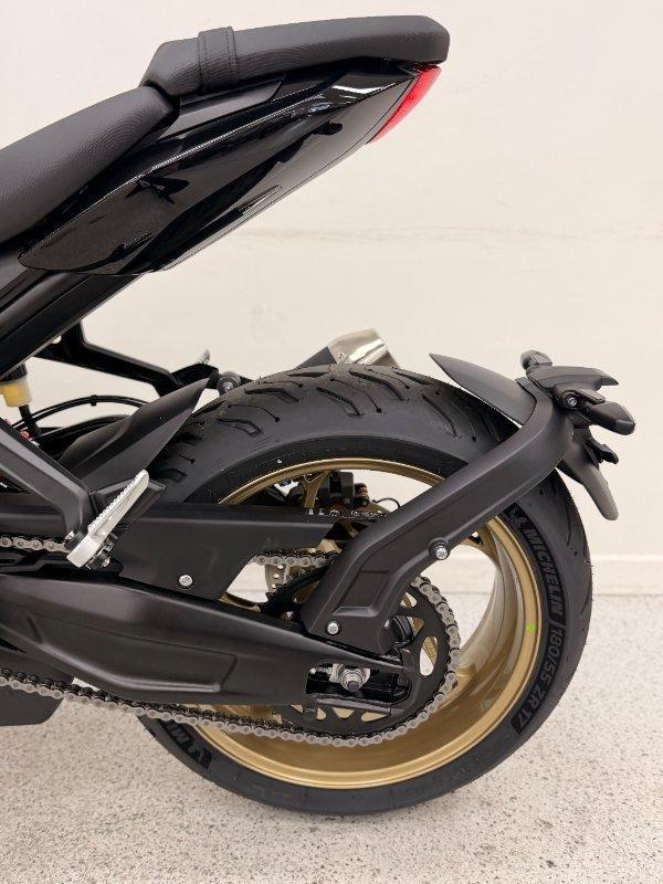 2026 TRIUMPH TRIDENT 800 ROAD