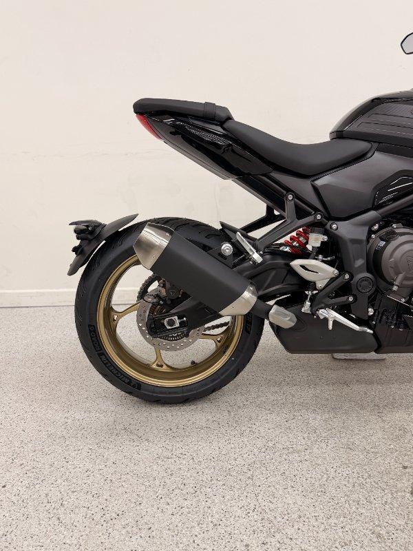 2026 TRIUMPH TRIDENT 800 ROAD