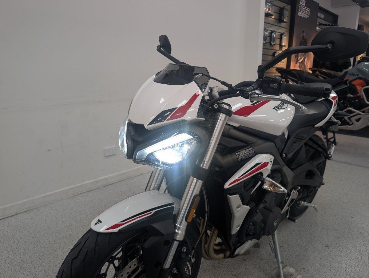 2022 TRIUMPH STREET TRIPLE S 660 LAMS ROAD