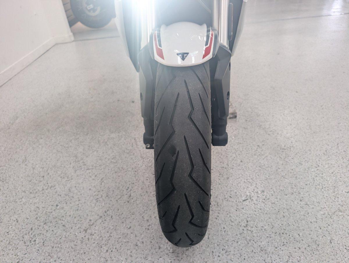 2022 TRIUMPH STREET TRIPLE S 660 LAMS ROAD