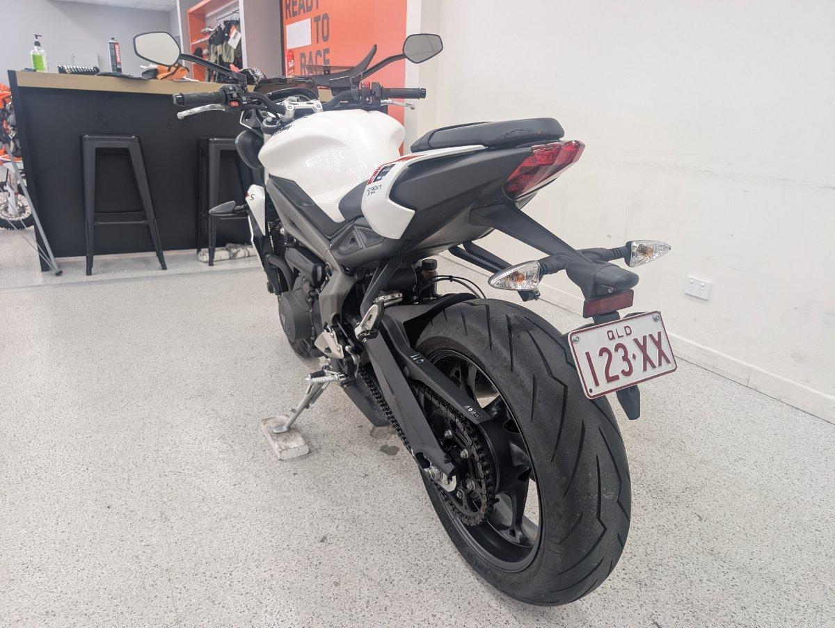 2022 TRIUMPH STREET TRIPLE S 660 LAMS ROAD
