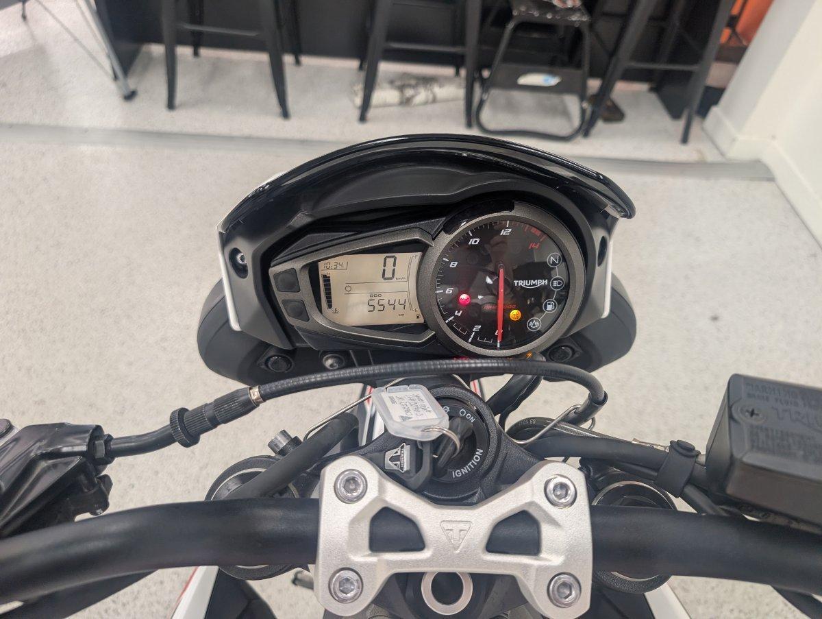 2022 TRIUMPH STREET TRIPLE S 660 LAMS ROAD