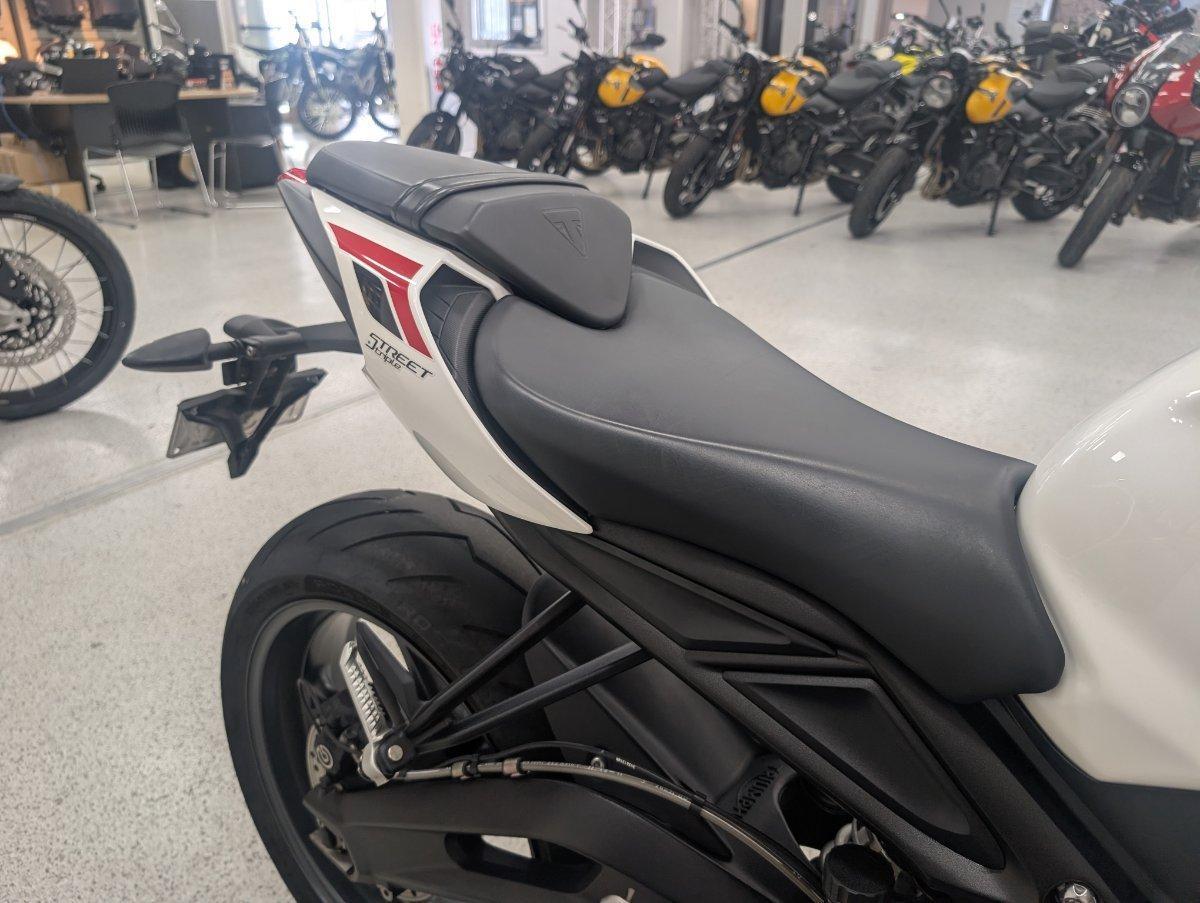 2022 TRIUMPH STREET TRIPLE S 660 LAMS ROAD