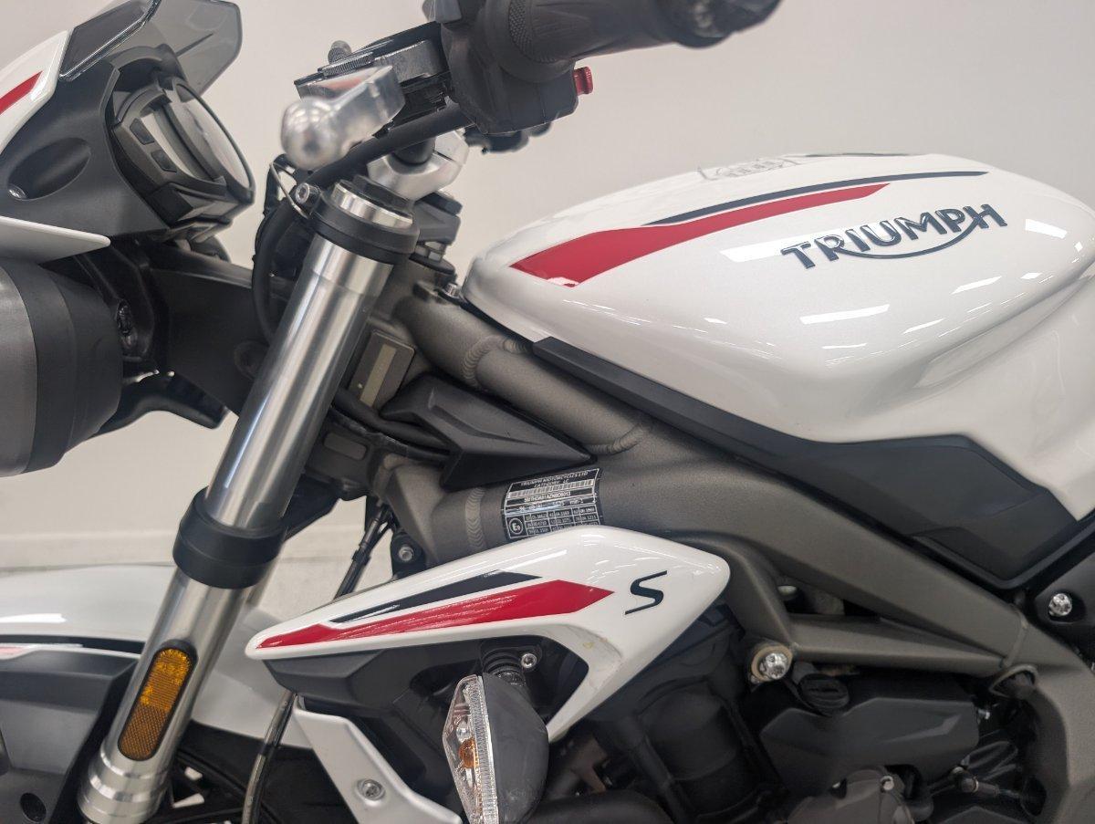 2022 TRIUMPH STREET TRIPLE S 660 LAMS ROAD
