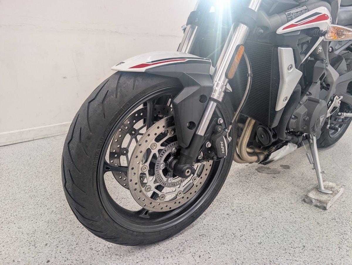 2022 TRIUMPH STREET TRIPLE S 660 LAMS ROAD