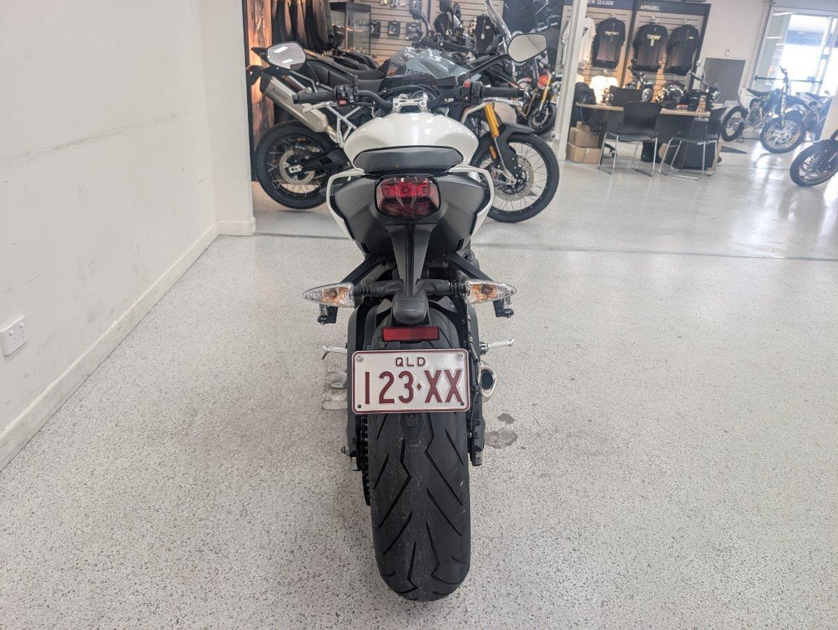2022 TRIUMPH STREET TRIPLE S 660 LAMS ROAD