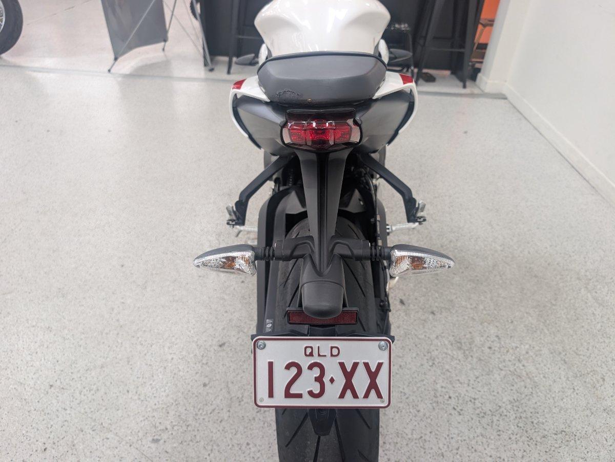 2022 TRIUMPH STREET TRIPLE S 660 LAMS ROAD