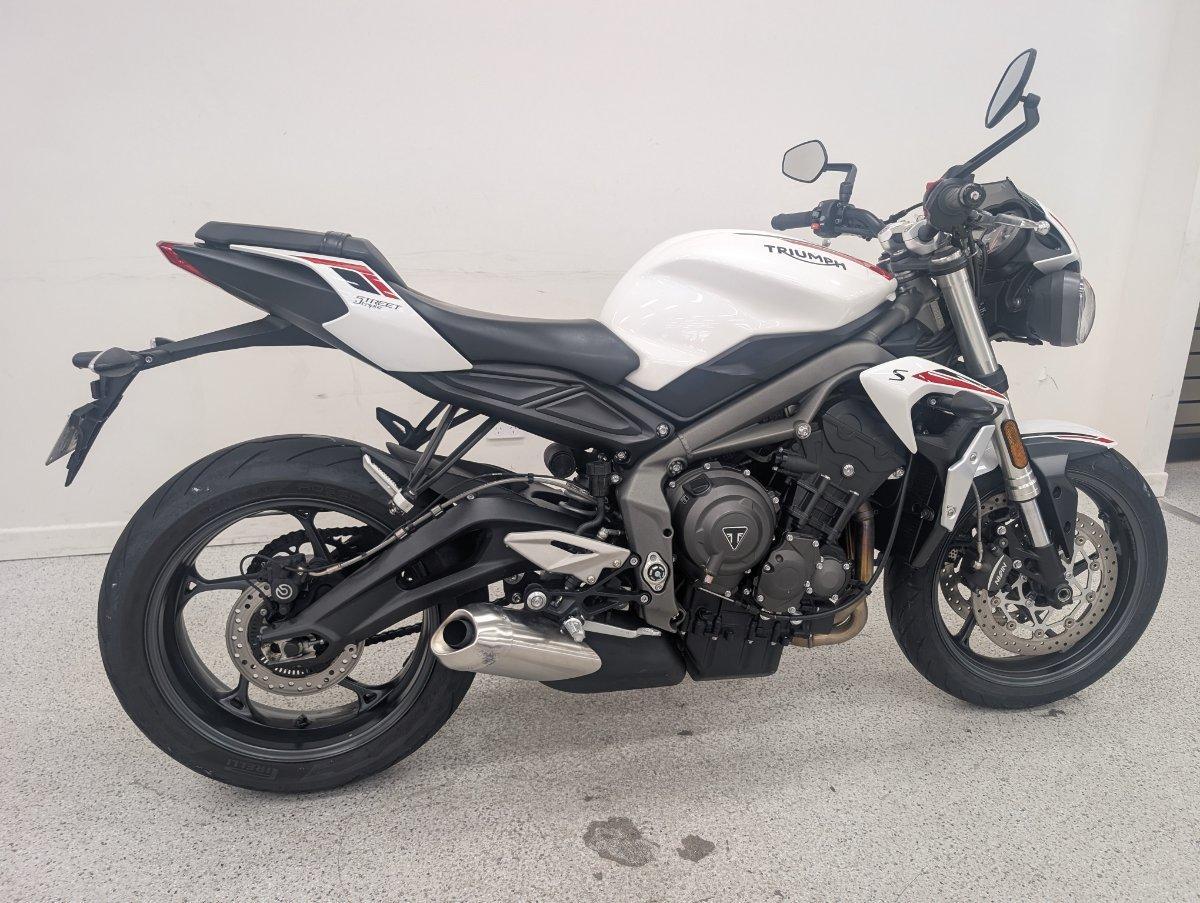 2022 TRIUMPH STREET TRIPLE S 660 LAMS ROAD