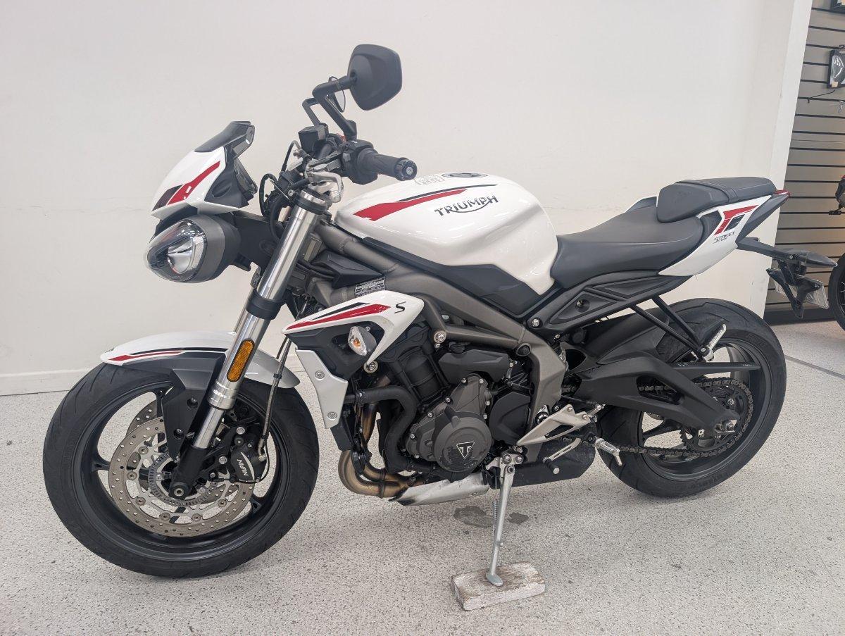 2022 TRIUMPH STREET TRIPLE S 660 LAMS ROAD