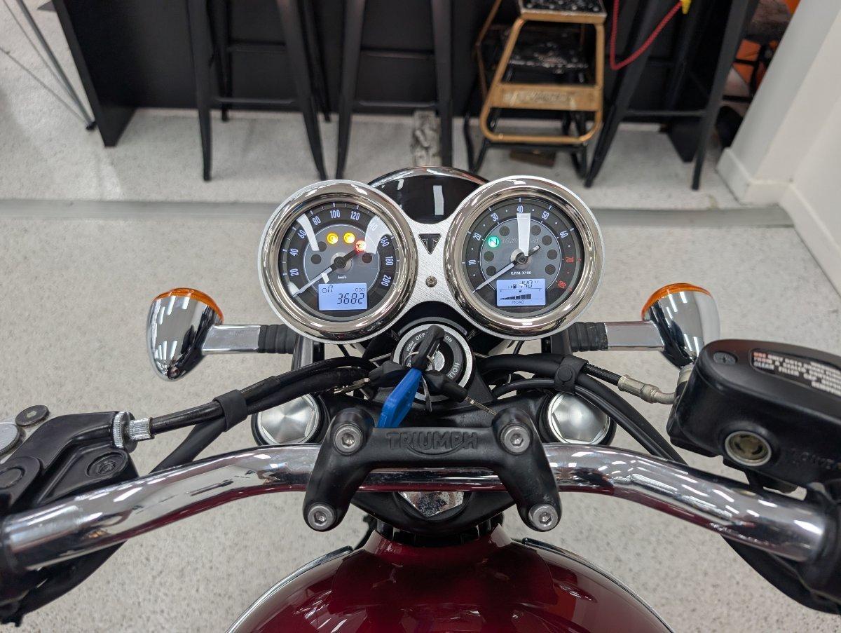 2023 TRIUMPH BONNEVILLE T120 ROAD