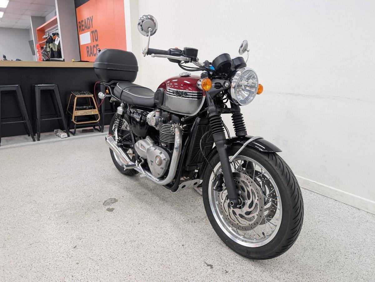 2023 TRIUMPH BONNEVILLE T120 ROAD