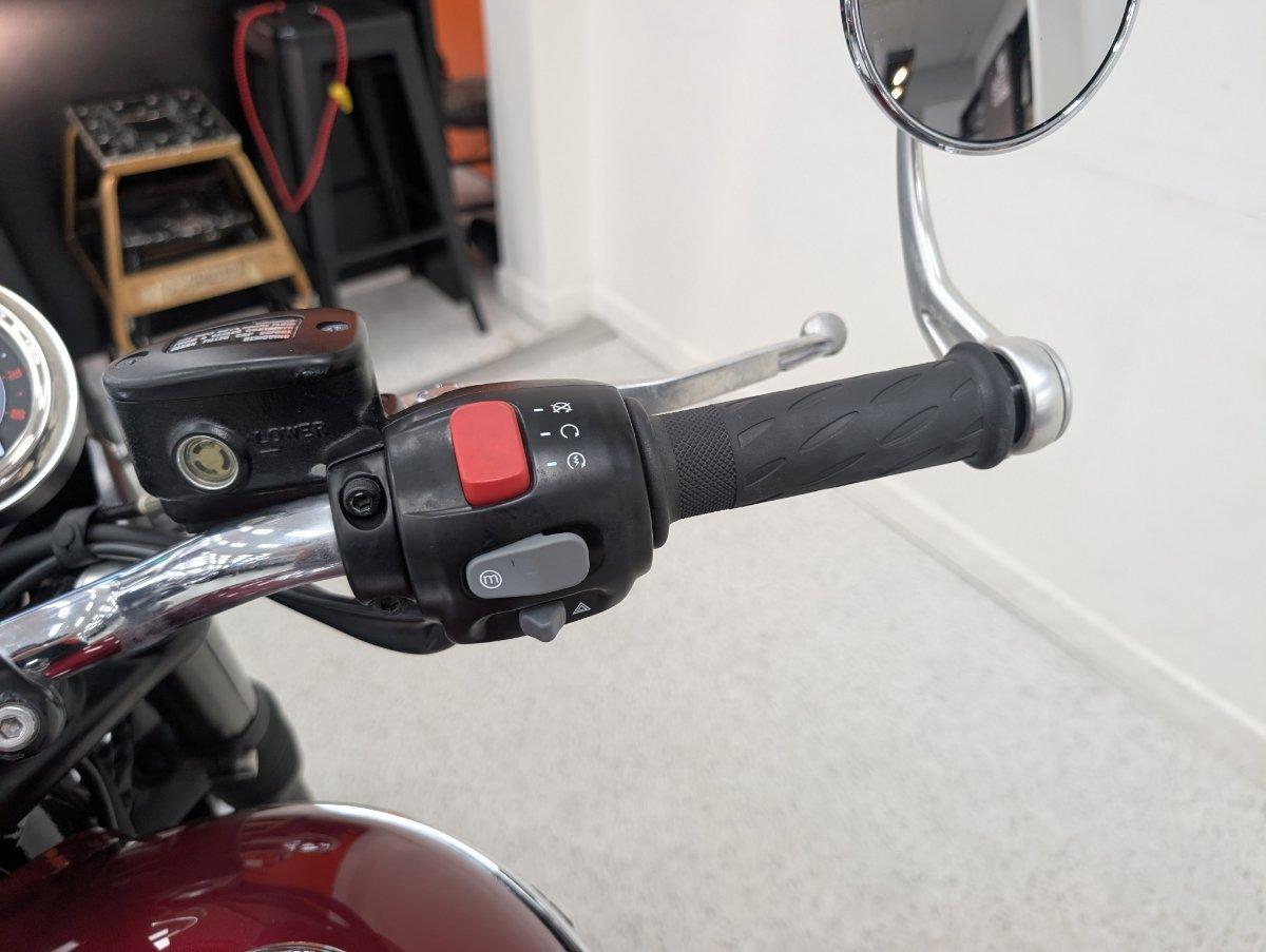 2023 TRIUMPH BONNEVILLE T120 ROAD