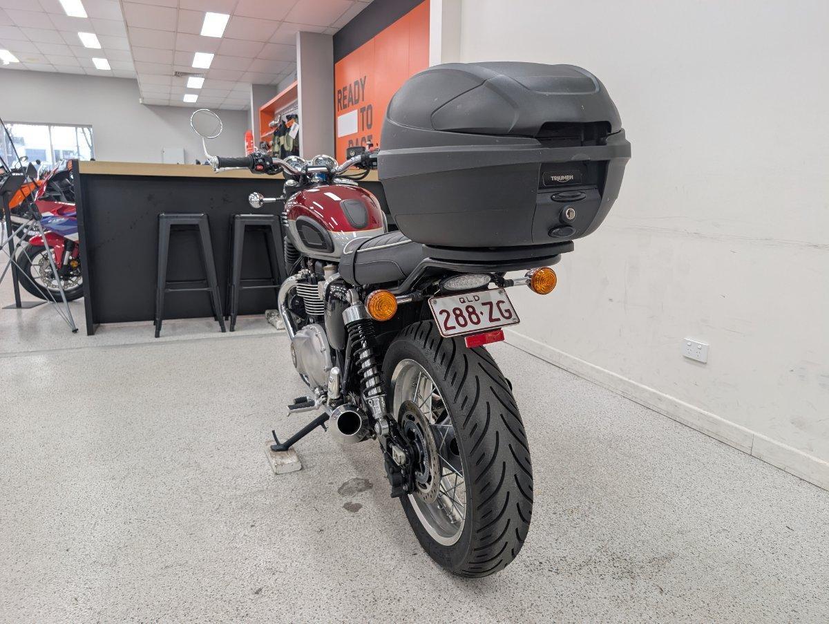 2023 TRIUMPH BONNEVILLE T120 ROAD