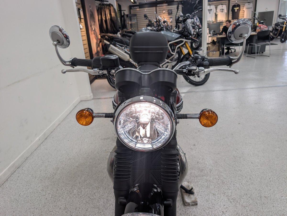 2023 TRIUMPH BONNEVILLE T120 ROAD
