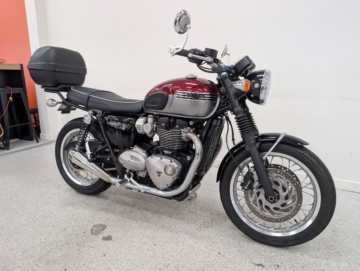 2023 TRIUMPH BONNEVILLE T120 ROAD