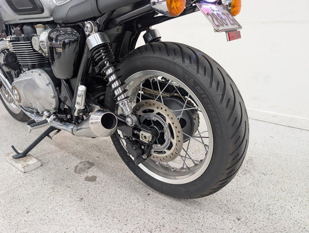 2023 TRIUMPH BONNEVILLE T120 ROAD