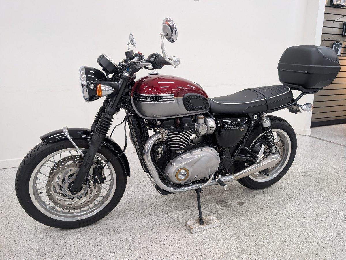 2023 TRIUMPH BONNEVILLE T120 ROAD