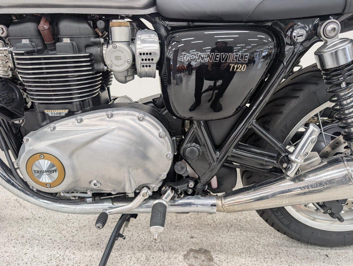 2023 TRIUMPH BONNEVILLE T120 ROAD