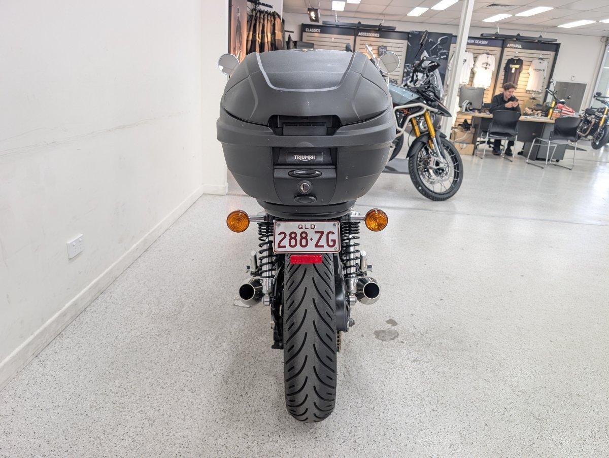 2023 TRIUMPH BONNEVILLE T120 ROAD