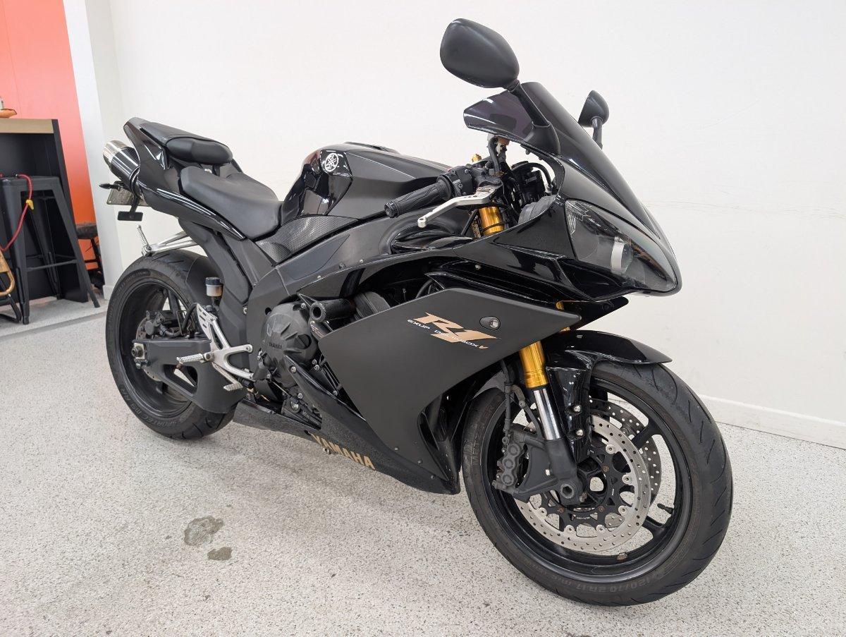 2008 YAMAHA YZF-R1 SPORTS
