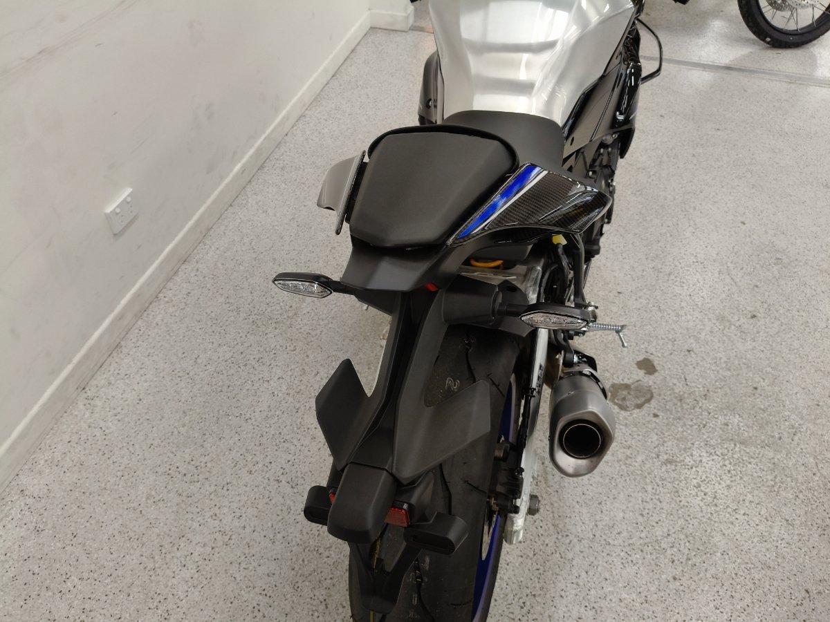 2025 YAMAHA YZF-R1 M SPORTS