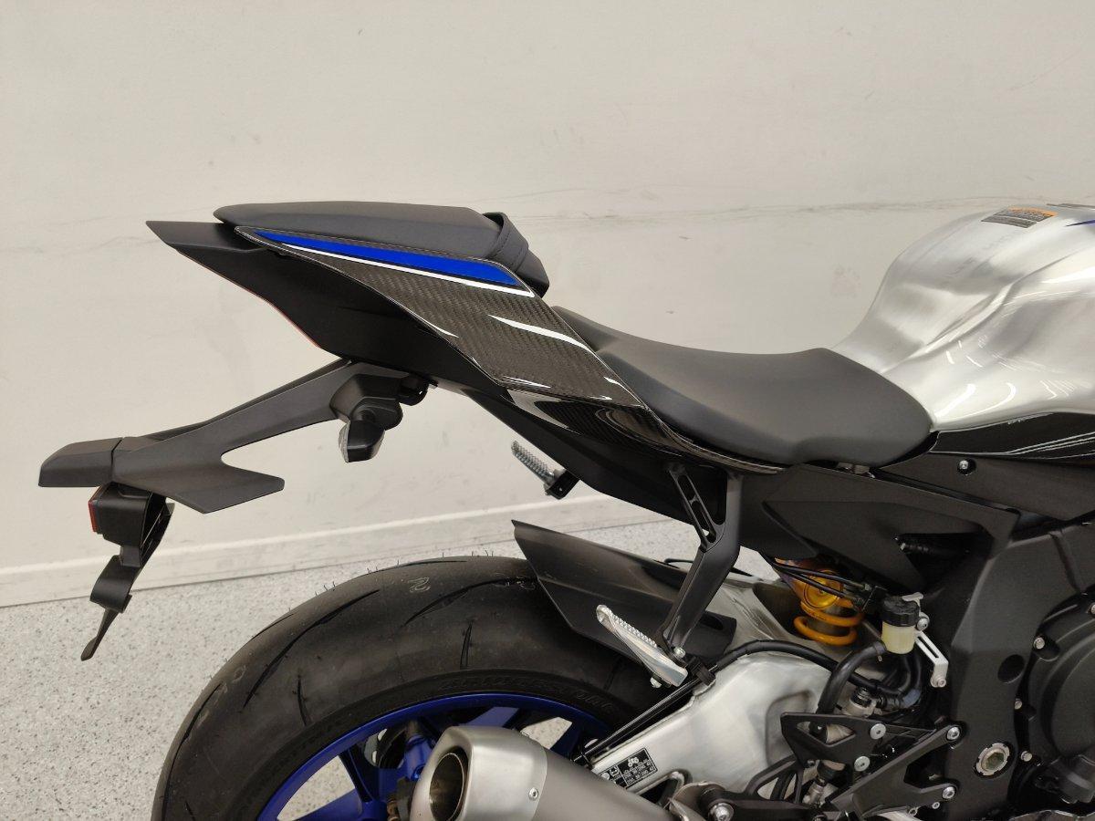 2025 YAMAHA YZF-R1 M SPORTS