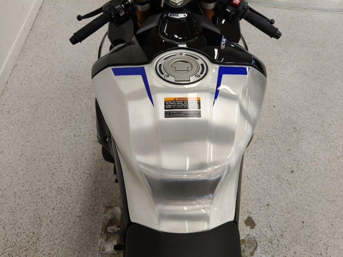 2025 YAMAHA YZF-R1 M SPORTS