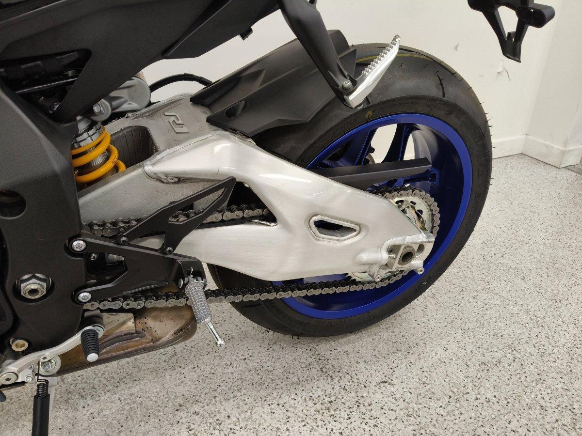 2025 YAMAHA YZF-R1 M SPORTS