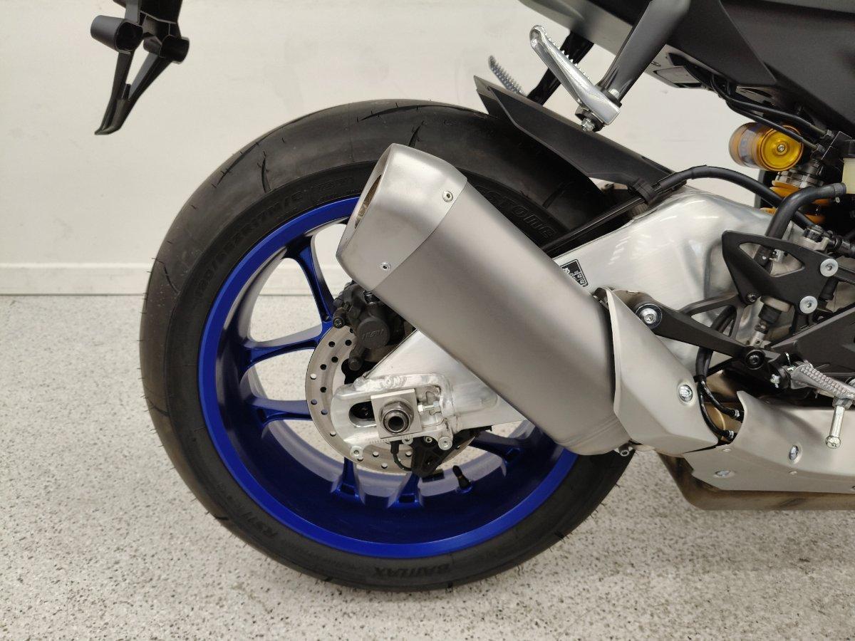 2025 YAMAHA YZF-R1 M SPORTS