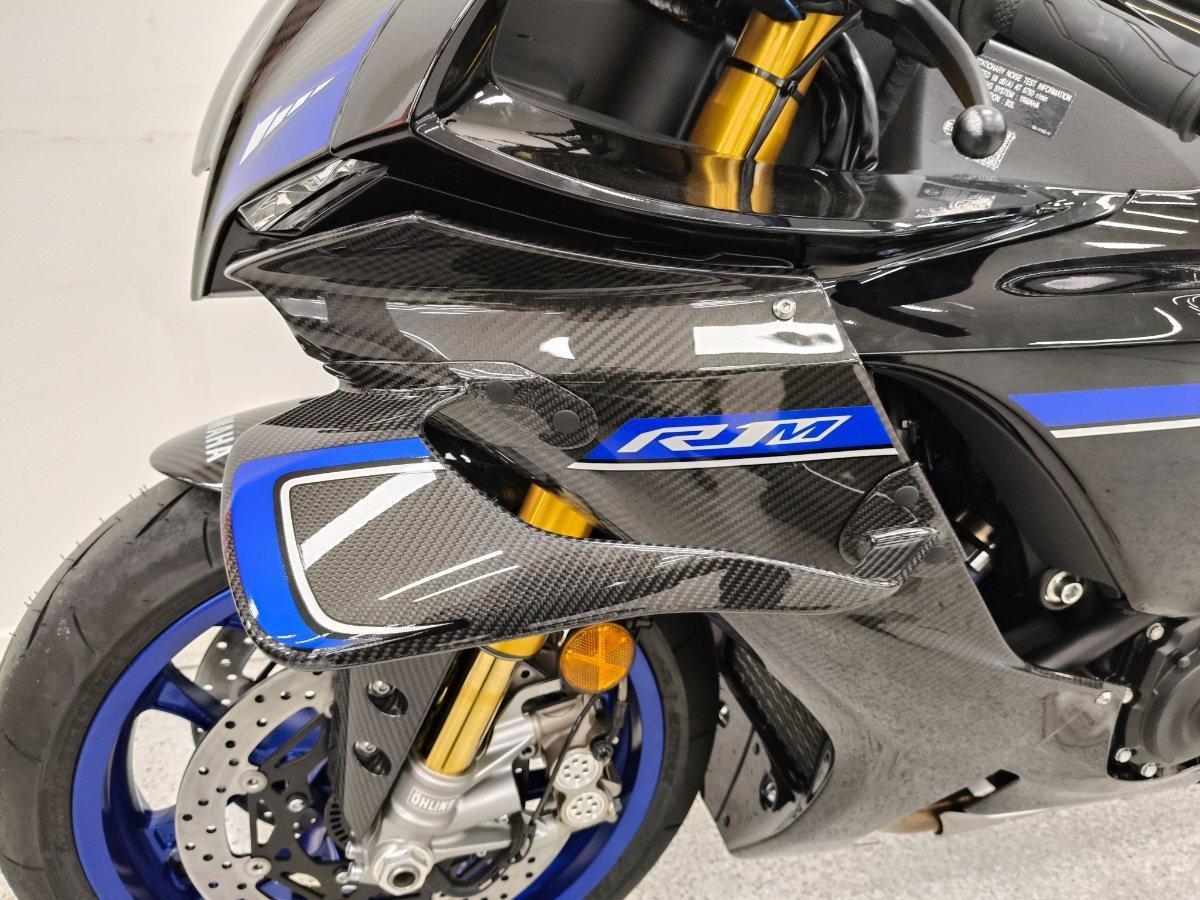 2025 YAMAHA YZF-R1 M SPORTS