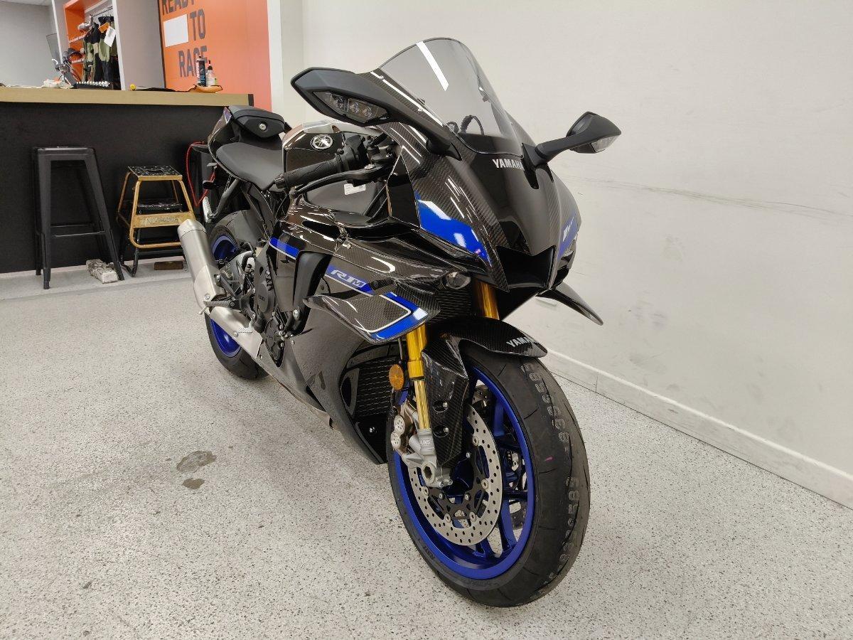 2025 YAMAHA YZF-R1 M SPORTS